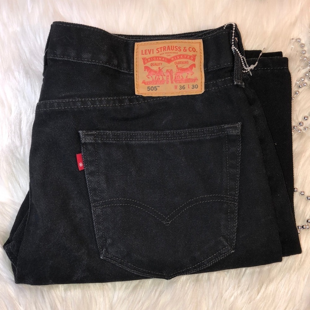 Levi's Men's 505™ Regular Fit Straight Jeans
